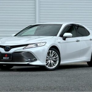 2020 Toyota Camry pearl hybrid used car Japan export