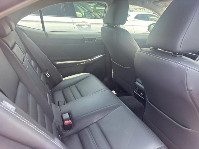 Ref:AUX-24952537 LEXUS IS 2017 7 Ref:AUX-24952537 LEXUS IS 2017 - Image 7