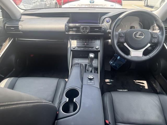 Ref:AUX-24952537 LEXUS IS 2017 8 Ref:AUX-24952537 LEXUS IS 2017 - Image 8