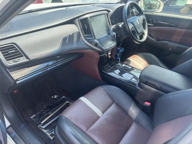 Ref:AUX-24953146 TOYOTA CROWN HYBRID 2015 3 Ref:AUX-24953146 TOYOTA CROWN HYBRID 2015 - Image 3