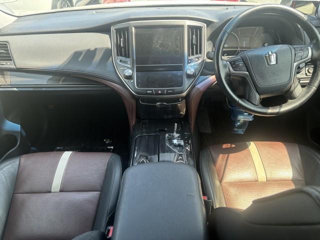 Ref:AUX-24953146 TOYOTA CROWN HYBRID 2015 6 Ref:AUX-24953146 TOYOTA CROWN HYBRID 2015 - Image 6