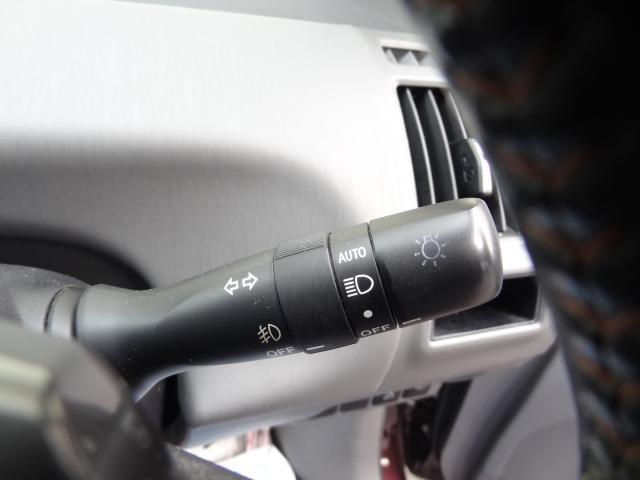 Ref:AUX-24953656 TOYOTA PRIUS ALPHA 2014 15 Ref:AUX-24953656 TOYOTA PRIUS ALPHA 2014 - Image 15