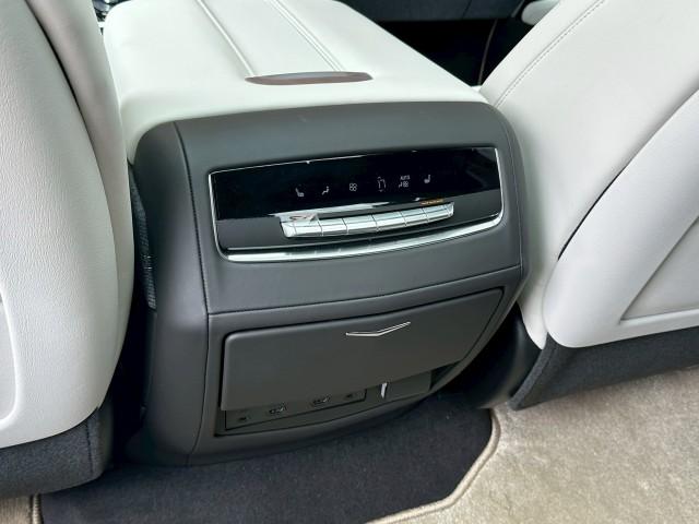 Ref:AUX-24953879 CADILLAC CADILLAC ESCALADE 2025 9 Ref:AUX-24953879 CADILLAC CADILLAC ESCALADE 2025 - Image 9