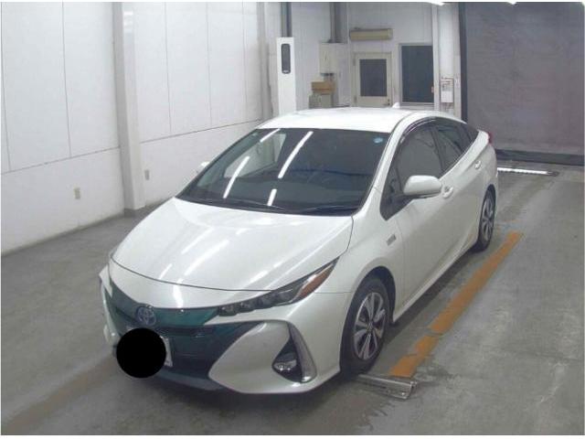 Ref:AUX-24953964 TOYOTA PRIUS PHV 2019 1 2019 Toyota Prius Phv pearl gasoline used car Japan export