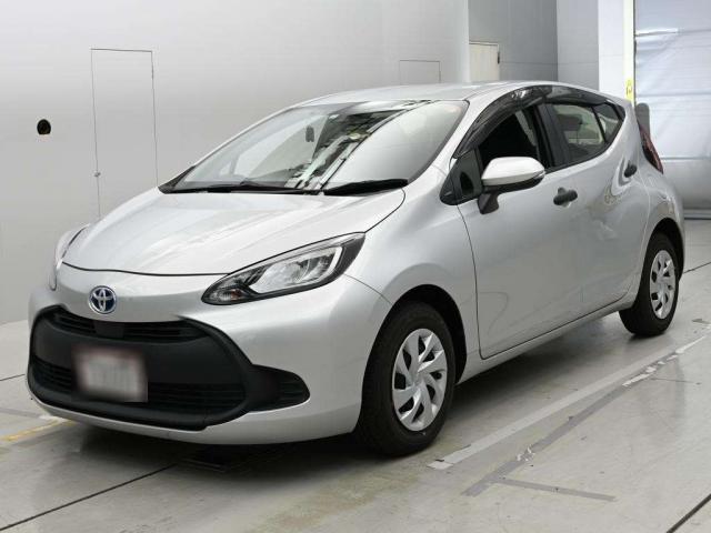 Ref:AUX-24958464 TOYOTA AQUA 2023 1 2023 Toyota Aqua silver gasoline used car Japan export