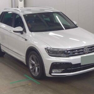 2017 Volkswagen Tiguan white gasoline used car Japan export