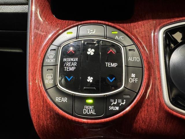 Ref:AUX-24968563 TOYOTA VOXY 2014 18 Ref:AUX-24968563 TOYOTA VOXY 2014 - Image 18