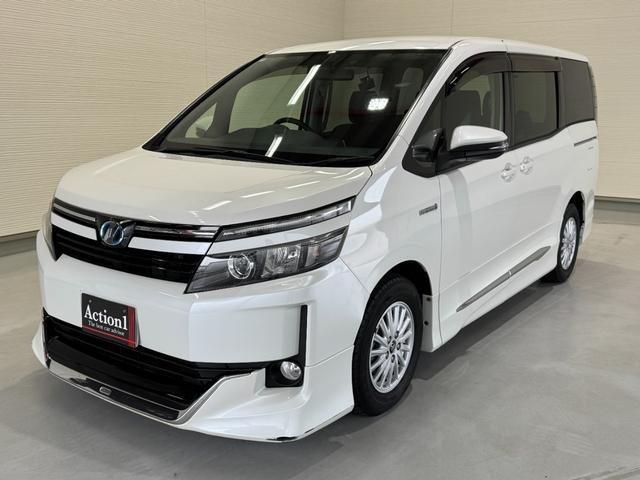 Ref:AUX-24968563 TOYOTA VOXY 2014 1 2014 Toyota Voxy pearl hybrid used car Japan export