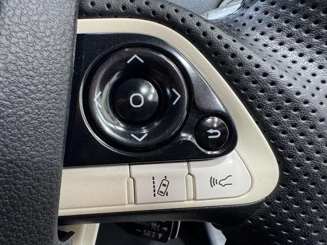 Ref:AUX-24968568 TOYOTA PRIUS 2017 15 Ref:AUX-24968568 TOYOTA PRIUS 2017 - Image 15