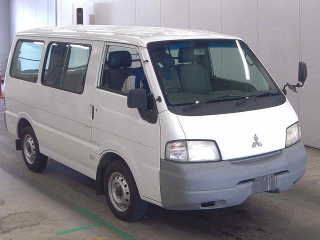 Ref:AUX-24974641 MITSUBISHI DELICA VAN 2004 1 2004 Mitsubishi Delica Van white gasoline used car Japan export