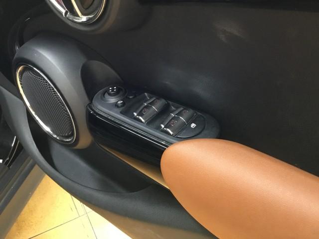 Ref:AUX-24974657 MINI MINI 2017 19 Ref:AUX-24974657 MINI MINI 2017 - Image 19