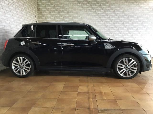 Ref:AUX-24974657 MINI MINI 2017 8 Ref:AUX-24974657 MINI MINI 2017 - Image 8