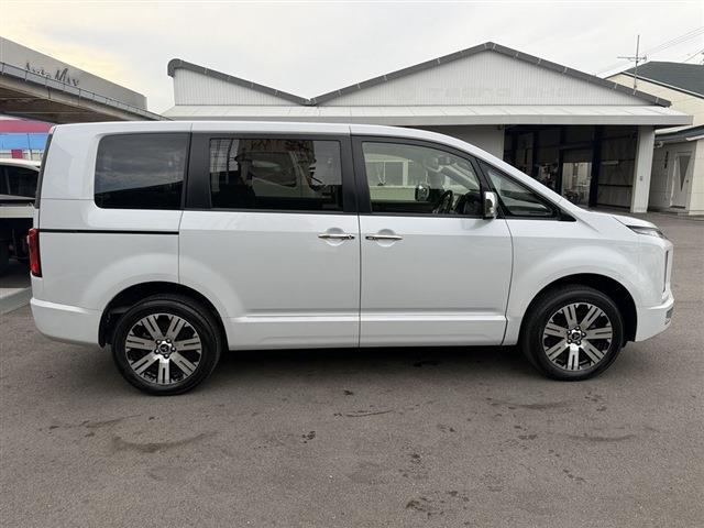 Ref:AUX-24974685 MITSUBISHI DELICA D:5 2024 4 Ref:AUX-24974685 MITSUBISHI DELICA D:5 2024 - Image 4