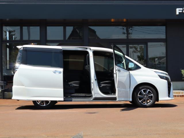 Ref:AUX-24974694 TOYOTA VOXY 2018 15 Ref:AUX-24974694 TOYOTA VOXY 2018 - Image 15