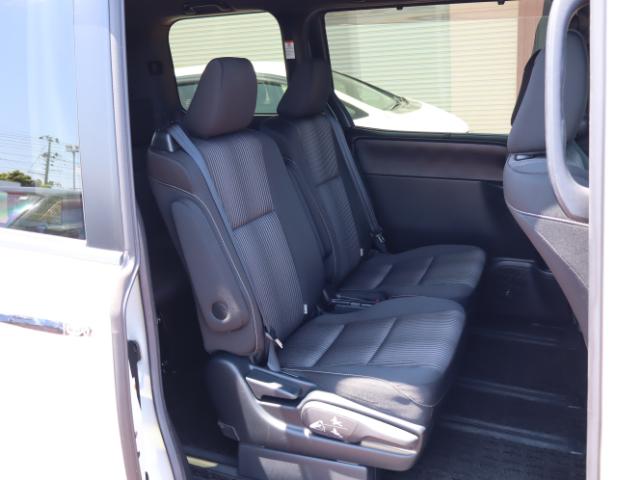 Ref:AUX-24974694 TOYOTA VOXY 2018 5 Ref:AUX-24974694 TOYOTA VOXY 2018 - Image 5