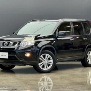2010 Nissan X-Trail black gasoline used car Japan export