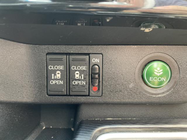 Ref:AUX-24974811 HONDA STEPWAGON SPADA 2017 10 Ref:AUX-24974811 HONDA STEPWAGON SPADA 2017 - Image 10