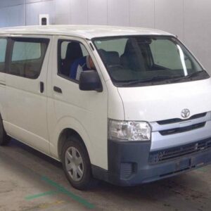 2018 Toyota Hiace Van white diesel used car Japan export