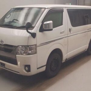 2021 Toyota Hiace Van pearl diesel used car Japan export