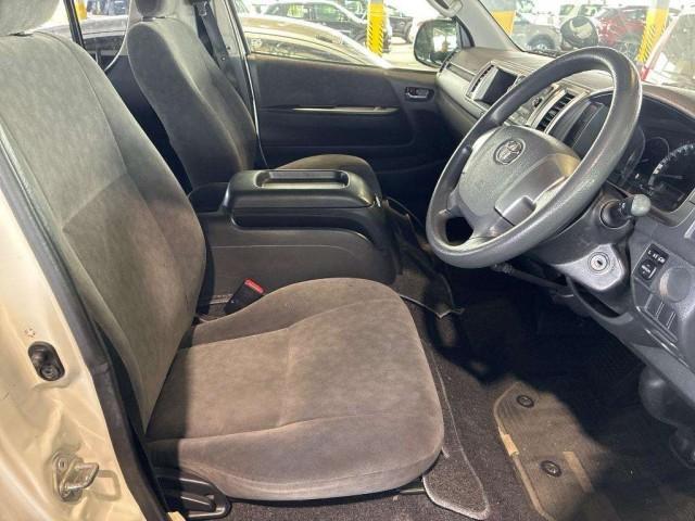 Ref:AUX-24979172 TOYOTA HIACE WAGON 2015 4 Ref:AUX-24979172 TOYOTA HIACE WAGON 2015 - Image 4
