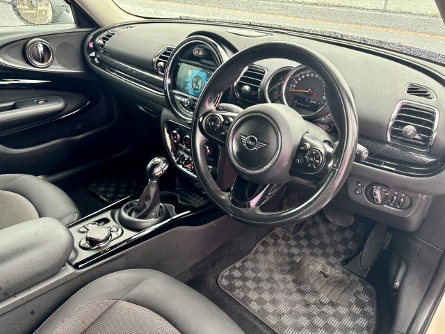 Ref:AUX-24981793 MINI MINI 2018 6 Ref:AUX-24981793 MINI MINI 2018 - Image 6