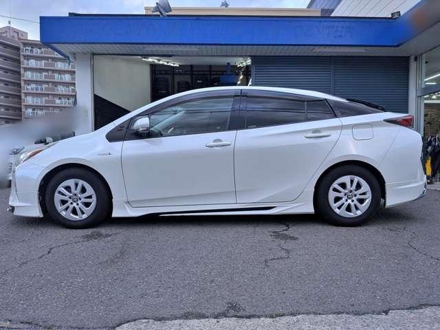 Ref:AUX-24993799 TOYOTA PRIUS 2016 10 Ref:AUX-24993799 TOYOTA PRIUS 2016 - Image 10