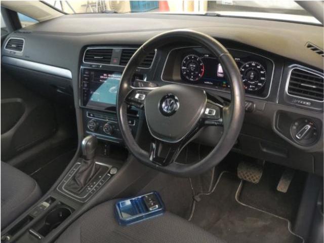 Ref:AUX-24994842 VOLKSWAGEN GOLF VARIANT 2019 3 Ref:AUX-24994842 VOLKSWAGEN GOLF VARIANT 2019 - Image 3