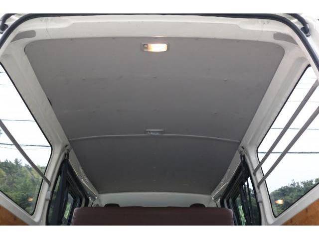 Ref:AUX-24997825 TOYOTA HIACE VAN 2017 20 Ref:AUX-24997825 TOYOTA HIACE VAN 2017 - Image 20