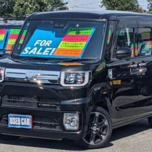 2019 Daihatsu Wake black gasoline used car Japan export