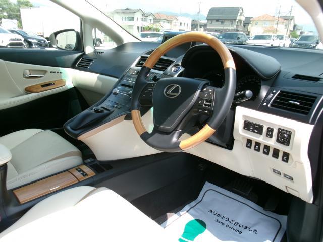 Ref:AUX-25000135 LEXUS HS 2016 3 Ref:AUX-25000135 LEXUS HS 2016 - Image 3