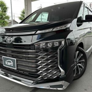 2025 Toyota Voxy black gasoline used car Japan export