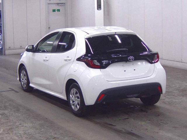 Ref:AUX-25000412 TOYOTA YARIS 2022 2 Ref:AUX-25000412 TOYOTA YARIS 2022 - Image 2