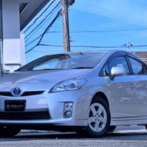 2010 Toyota Prius silver hybrid used car Japan export
