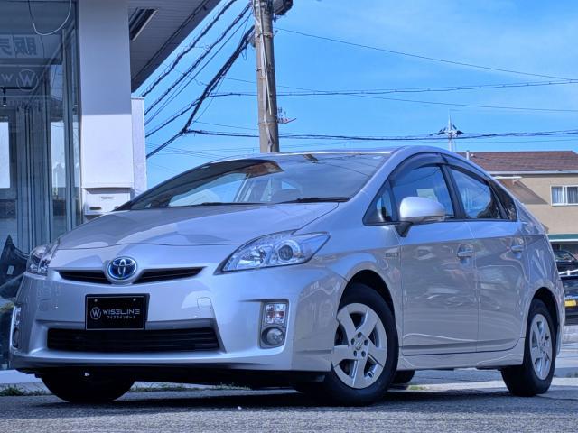 Ref:AUX-25002887 TOYOTA PRIUS 2010 1 2010 Toyota Prius silver hybrid used car Japan export