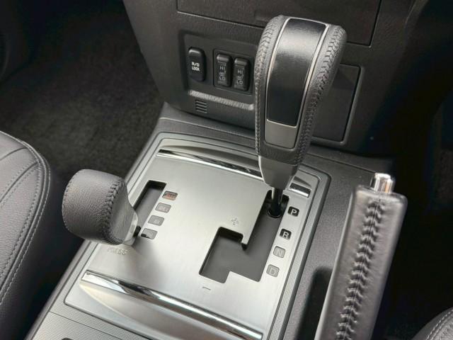 Ref:AUX-25004786 MITSUBISHI PAJERO 2019 14 Ref:AUX-25004786 MITSUBISHI PAJERO 2019 - Image 14