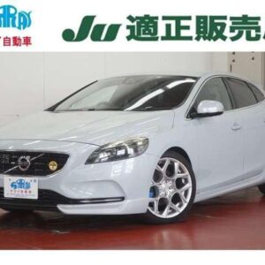 2013 Volvo V40 blue gasoline used car Japan export