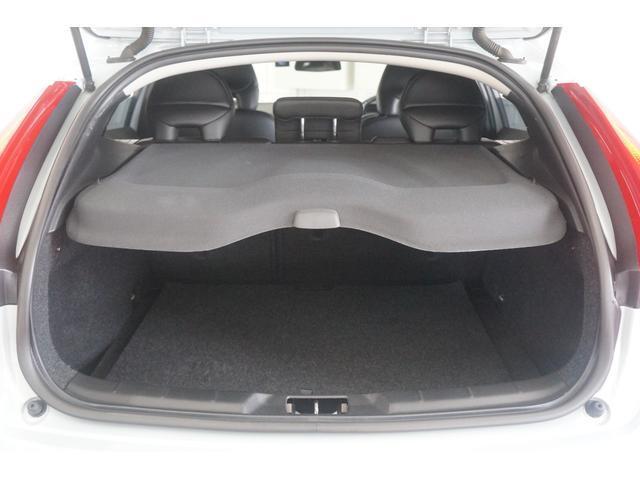 Ref:AUX-25010409 VOLVO V40 2013 10 Ref:AUX-25010409 VOLVO V40 2013 - Image 10
