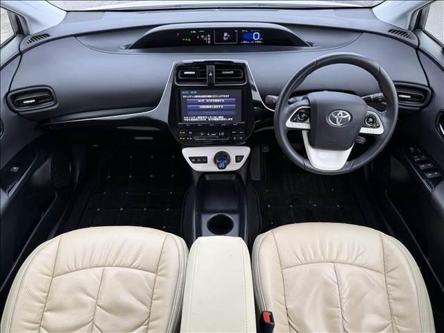 Ref:AUX-25014631 TOYOTA PRIUS 2016 2 Ref:AUX-25014631 TOYOTA PRIUS 2016 - Image 2