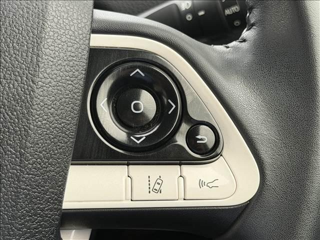 Ref:AUX-25014631 TOYOTA PRIUS 2016 14 Ref:AUX-25014631 TOYOTA PRIUS 2016 - Image 14