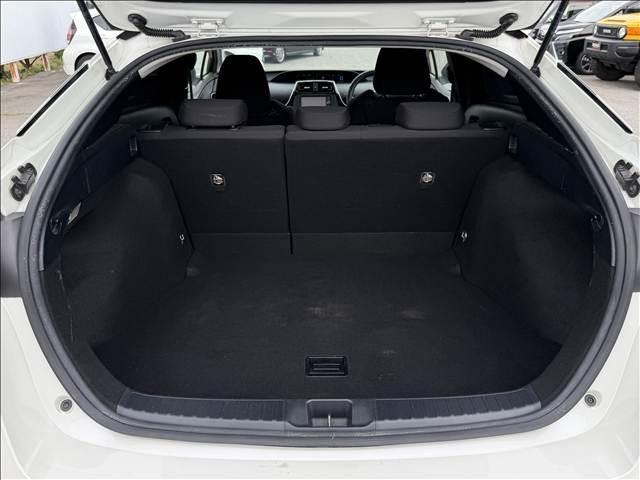 Ref:AUX-25014633 TOYOTA PRIUS 2016 11 Ref:AUX-25014633 TOYOTA PRIUS 2016 - Image 11