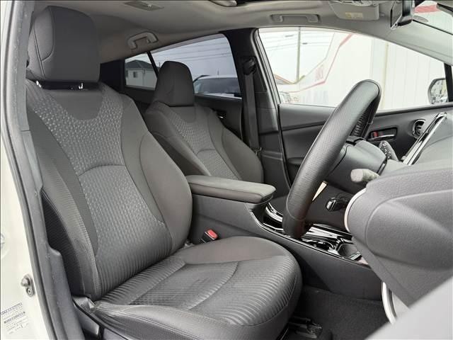 Ref:AUX-25014633 TOYOTA PRIUS 2016 9 Ref:AUX-25014633 TOYOTA PRIUS 2016 - Image 9