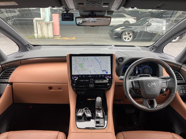 Ref:AUX-25015482 TOYOTA VELLFIRE HYBRID 2023 3 Ref:AUX-25015482 TOYOTA VELLFIRE HYBRID 2023 - Image 3