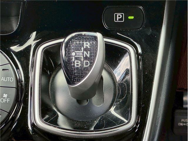 Ref:AUX-25015544 TOYOTA VOXY 2019 19 Ref:AUX-25015544 TOYOTA VOXY 2019 - Image 19