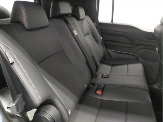 Ref:AUX-25015606 TOYOTA LAND CRUISER FJ 2026 6 Ref:AUX-25015606 TOYOTA LAND CRUISER FJ 2026 - Image 6