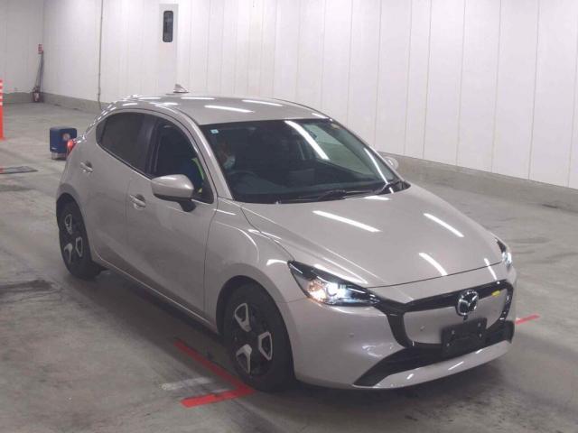 Ref:AUX-25015618 MAZDA MAZDA2 2023 1 2023 Mazda Mazda2 gray gasoline used car Japan export