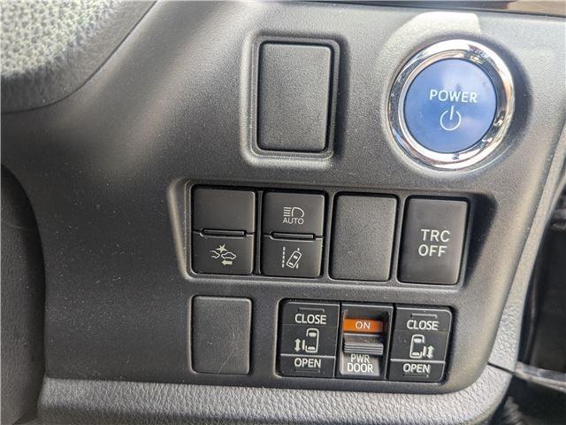 Ref:AUX-25015644 TOYOTA NOAH 2020 14 Ref:AUX-25015644 TOYOTA NOAH 2020 - Image 14