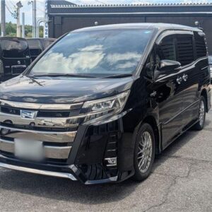 2020 Toyota Noah black hybrid used car Japan export