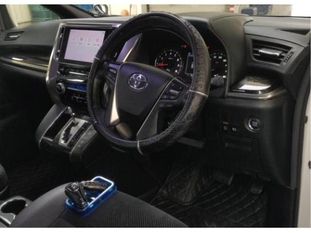 Ref:AUX-25015769 TOYOTA ALPHARD 2021 3 Ref:AUX-25015769 TOYOTA ALPHARD 2021 - Image 3