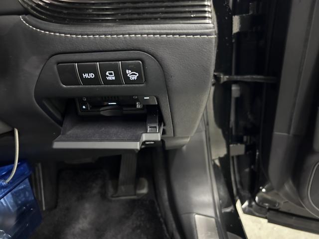 Ref:AUX-25015774 LEXUS LS 2018 16 Ref:AUX-25015774 LEXUS LS 2018 - Image 16