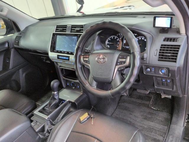 Ref:AUX-25015782 TOYOTA LAND CRUISER PRADO 2022 3 Ref:AUX-25015782 TOYOTA LAND CRUISER PRADO 2022 - Image 3